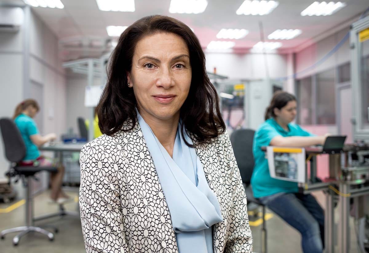 Елена Семенова: «Внедрение современных технологий и инноваций способно потенциально вывести производительность труда в России на совершенно новый уровень»