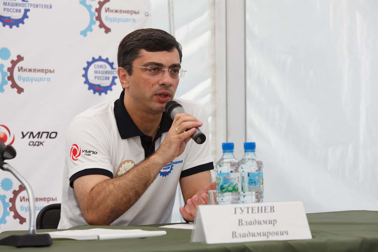 16.07 в 18:00 смотрите прямой эфир с Владимиром Гутеневым
