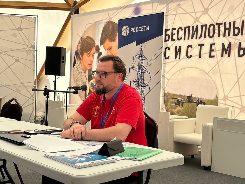 «Россети» рассказали юным инженерам про умные технологии в блоке «Энергетика на производстве»
