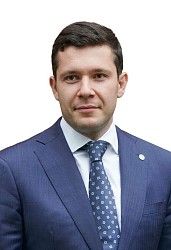 Алиханов Антон Андреевич